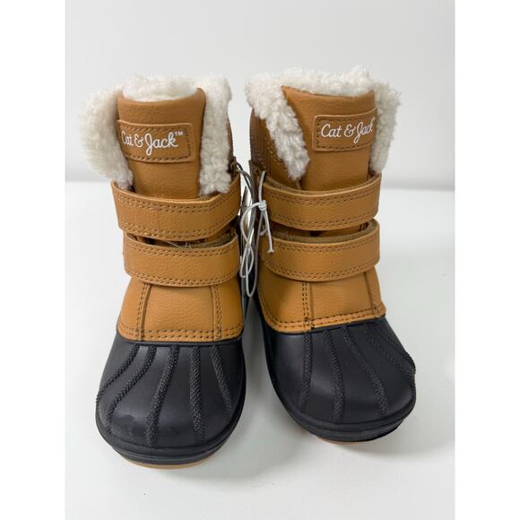 Denver Winter Boots from Cat & Jack. - Picture 1 of 4